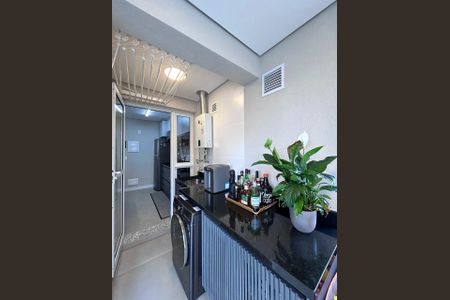 Apartamento à venda com 60m², 2 quartos e 1 vaga Apartamento à venda com 60m², 2 quartos e 1 vagaÁrea de Serviço