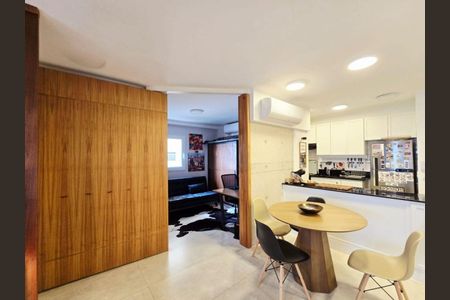 Apartamento à venda com 61m², 2 quartos e 1 vaga