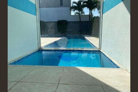 Casa de condomínio à venda com 545m², 4 quartos e 3 vagas
