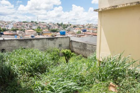 Quintal de casa à venda com 3 quartos, 180m² em Riacho das Pedras, Contagem