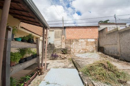 Quintal de casa à venda com 3 quartos, 180m² em Riacho das Pedras, Contagem