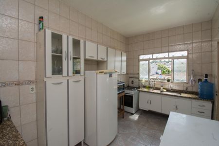 Cozinha de casa à venda com 3 quartos, 180m² em Riacho das Pedras, Contagem