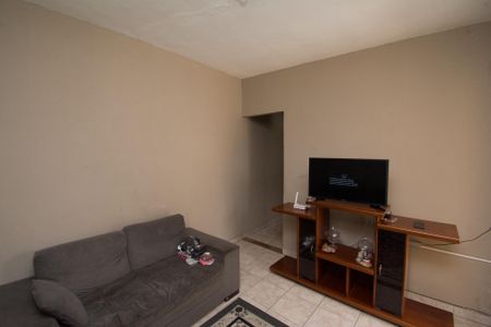 Sala de casa à venda com 3 quartos, 180m² em Riacho das Pedras, Contagem
