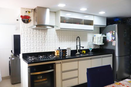 Apartamento para alugar com 63m², 2 quartos e 1 vagaCozinha 