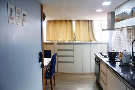 Apartamento para alugar com 63m², 2 quartos e 1 vagaCozinha 