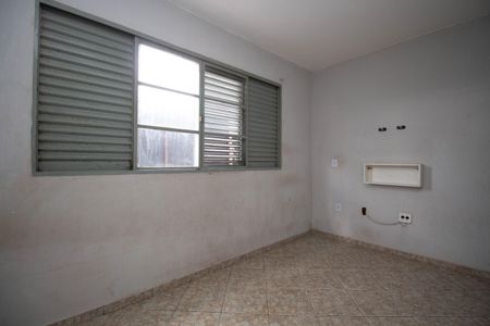 Quarto de kitnet/studio para alugar com 1 quarto, 50m² em Taguatinga Sul (taguatinga), Brasília