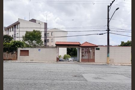 Apartamento para alugar com 56m², 2 quartos e 1 vaga Apartamento para alugar com 56m², 2 quartos e 1 vagaFachada