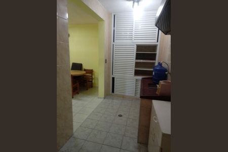 Casa à venda com 3 quartos, 181m² em Parque Novo Oratório, Santo André