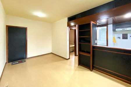 Studio à venda com 40m², 1 quarto e 1 vaga Studio à venda com 40m², 1 quarto e 1 vagaSala