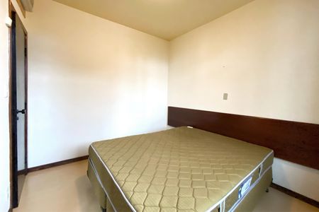 Quarto de kitnet/studio à venda com 1 quarto, 40m² em Savassi, Belo Horizonte