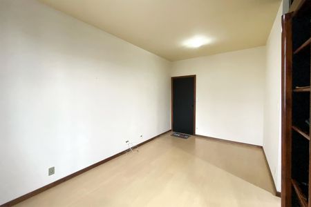 Sala de kitnet/studio à venda com 1 quarto, 40m² em Savassi, Belo Horizonte