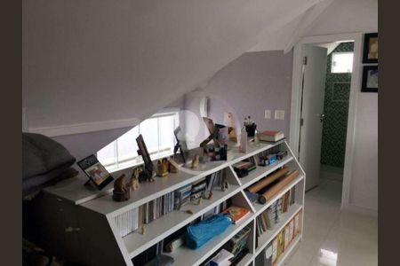 Casa de Condomínio à venda com 4 quartos, 240m² em Vargem Grande, Rio de Janeiro