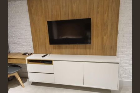 Apartamento para alugar com 1 quarto, 42m² em Campo Belo, São Paulo