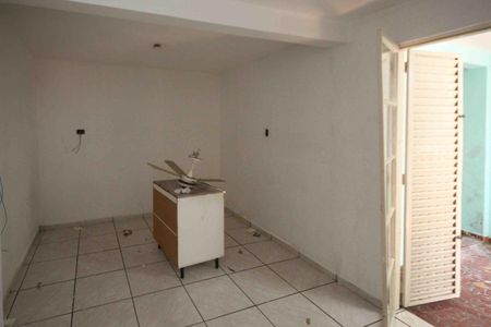 Casa para alugar com 100m², 2 quartos e sem vaga