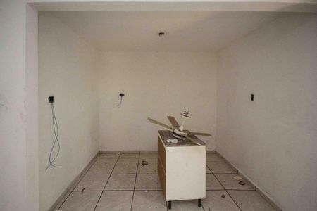 Casa para alugar com 100m², 2 quartos e sem vaga