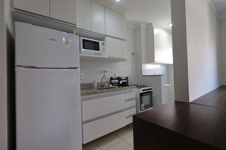 Cozinha de apartamento para alugar com 1 quarto, 39m² em Jardim Nova Alianca, Ribeirão Preto