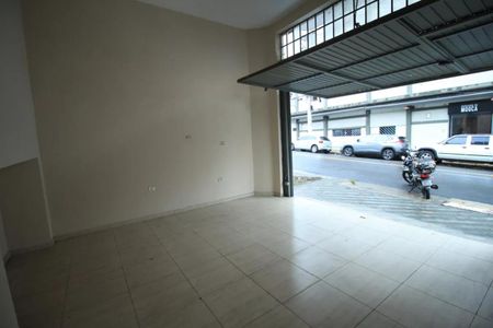 Casa à venda com 300m², 6 quartos e sem vagaGARAGEM