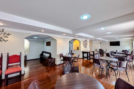 Apartamento à venda com 81m², 2 quartos e 1 vagaÁrea comum - Academia