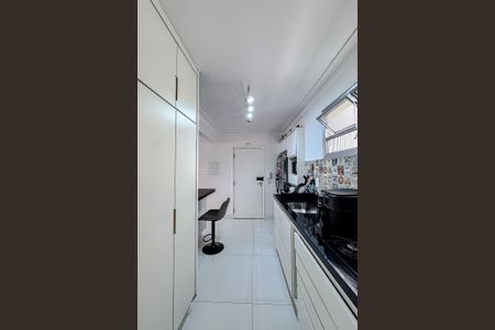 Apartamento à venda com 81m², 2 quartos e 1 vagaCozinha