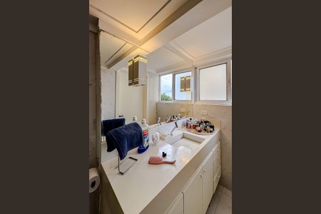 Apartamento à venda com 81m², 2 quartos e 1 vagaBanheiro da Suíte