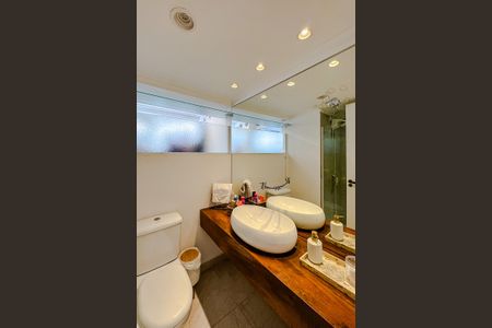 Apartamento à venda com 81m², 2 quartos e 1 vagaBanheiro