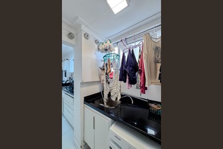 Apartamento à venda com 81m², 2 quartos e 1 vagaÁrea de Serviço