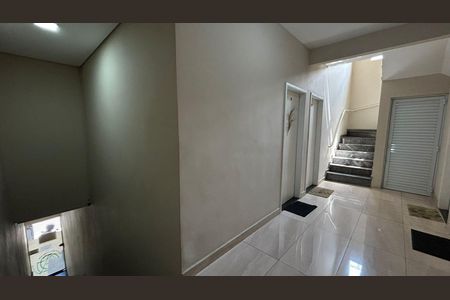Apartamento para alugar com 43m², 1 quarto e sem vaga Apartamento para alugar com 43m², 1 quarto e sem vagaHall de entrada