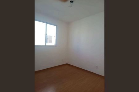 Quarto  de apartamento para alugar com 2 quartos, 45m² em Jardim das Margaridas, Salvador