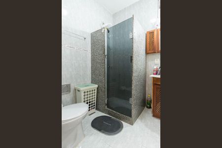 Apartamento para alugar com 60m², 2 quartos e sem vagaBanheiro