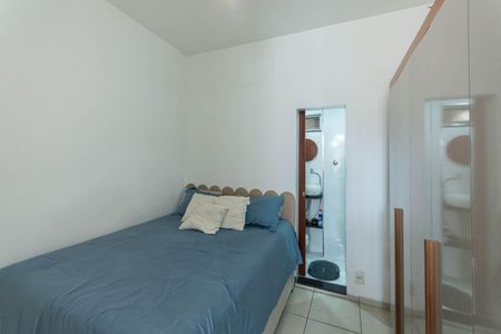 Apartamento para alugar com 60m², 2 quartos e sem vagaSuíte