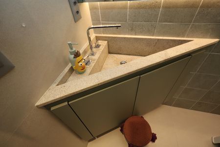 Apartamento à venda com 101m², 2 quartos e 2 vagasBanheiro 2