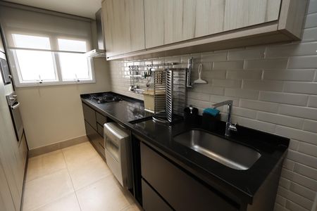 Apartamento à venda com 101m², 2 quartos e 2 vagasCozinha