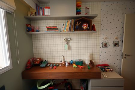 Apartamento à venda com 101m², 2 quartos e 2 vagasQuarto