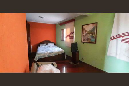 Suíte 1 de casa à venda com 2 quartos, 300m² em Veloso, Osasco