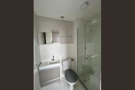 Banheiro de apartamento para alugar com 2 quartos, 32m² em Vila dos Andradas, São Paulo