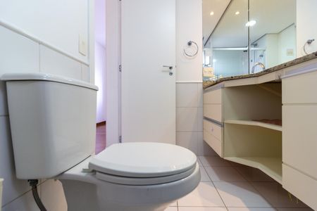 Apartamento para alugar com 120m², 3 quartos e 2 vagasBanheiro da Suíte