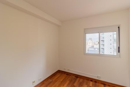 Apartamento para alugar com 120m², 3 quartos e 2 vagasQuarto 2