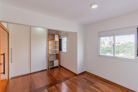 Apartamento para alugar com 120m², 3 quartos e 2 vagasQuarto 1