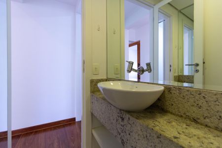 Apartamento para alugar com 120m², 3 quartos e 2 vagasLavabo