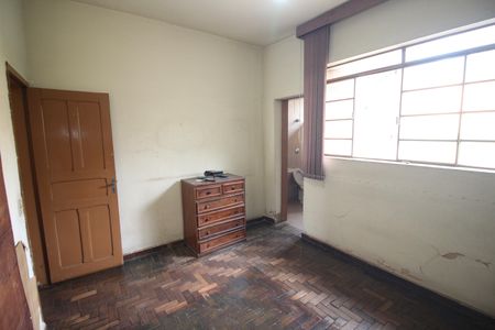 Casa à venda com 118m², 3 quartos e 2 vagasQuarto 1