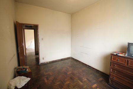 Casa à venda com 118m², 3 quartos e 2 vagasQuarto 3