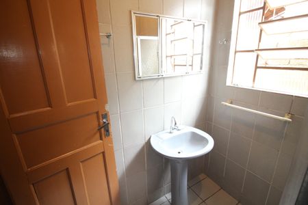 Casa à venda com 118m², 3 quartos e 2 vagasBanheiro