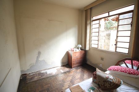 Casa à venda com 118m², 3 quartos e 2 vagasQuarto 2