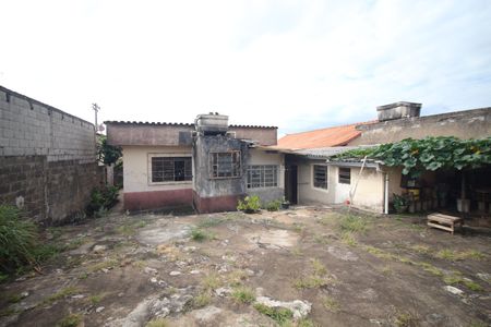 Casa à venda com 118m², 3 quartos e 2 vagasQuintal