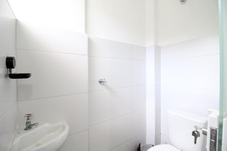 Apartamento à venda com 69m², 1 quarto e sem vaga Apartamento à venda com 69m², 1 quarto e sem vagaBanheiro da Área de Serviço