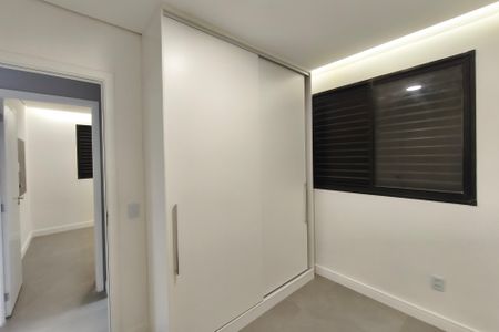 Quarto 2 de apartamento para alugar com 2 quartos, 43m² em Jardim Ipaussurama, Campinas