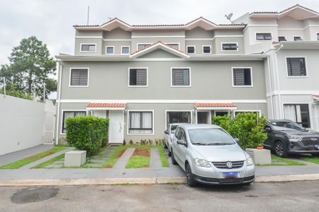 Casa de condomínio à venda com 126m², 3 quartos e 2 vagas Casa de condomínio à venda com 126m², 3 quartos e 2 vagasFachada