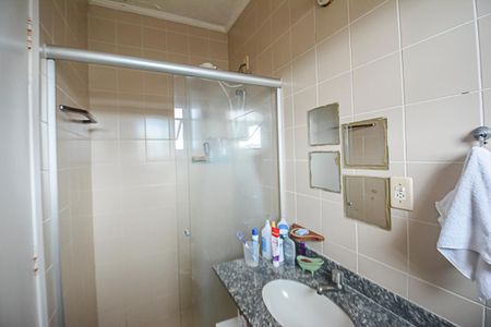 Casa de condomínio à venda com 126m², 3 quartos e 2 vagas Casa de condomínio à venda com 126m², 3 quartos e 2 vagasBanheiro da Suíte