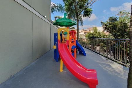 Casa de condomínio à venda com 126m², 3 quartos e 2 vagas Casa de condomínio à venda com 126m², 3 quartos e 2 vagasÁrea comum - Playground