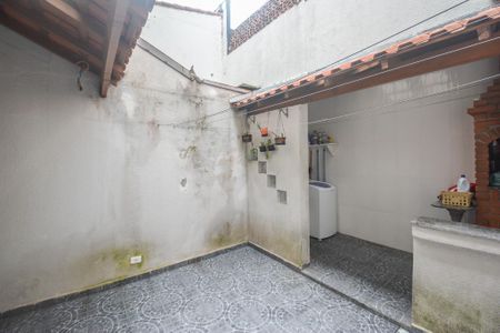 Casa de condomínio à venda com 126m², 3 quartos e 2 vagas Casa de condomínio à venda com 126m², 3 quartos e 2 vagasQuintal